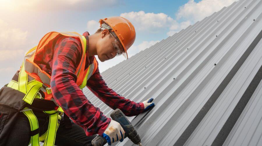 Professional gutter cleaning in Boomer, NC